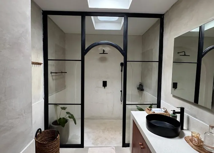Casa Mewali